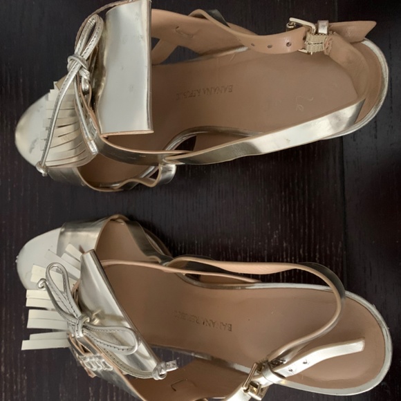 Golden sandals - Picture 4 of 5